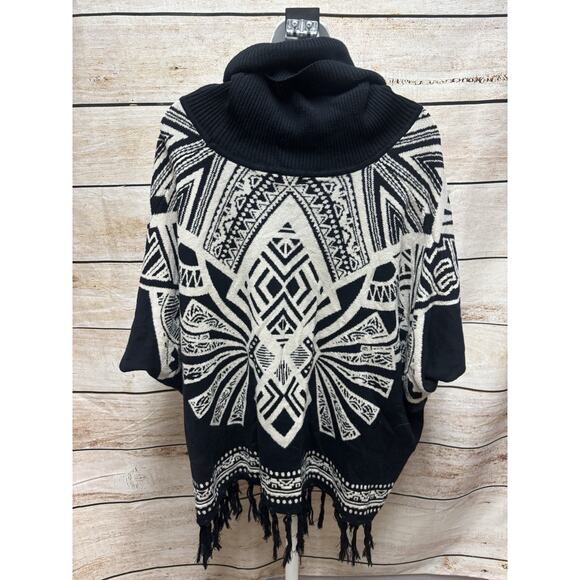 Flying Tomato Womens Poncho Size M/L Black Bohemian Sweater Pullover - Picture 2 of 10